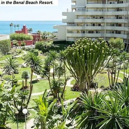 Benalbeach With Magnificent Sea View Appartamento *