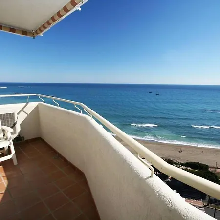 Benalbeach With Magnificent Sea View Appartamento